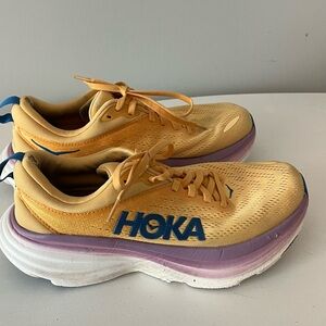 Hoka Bondi size 9